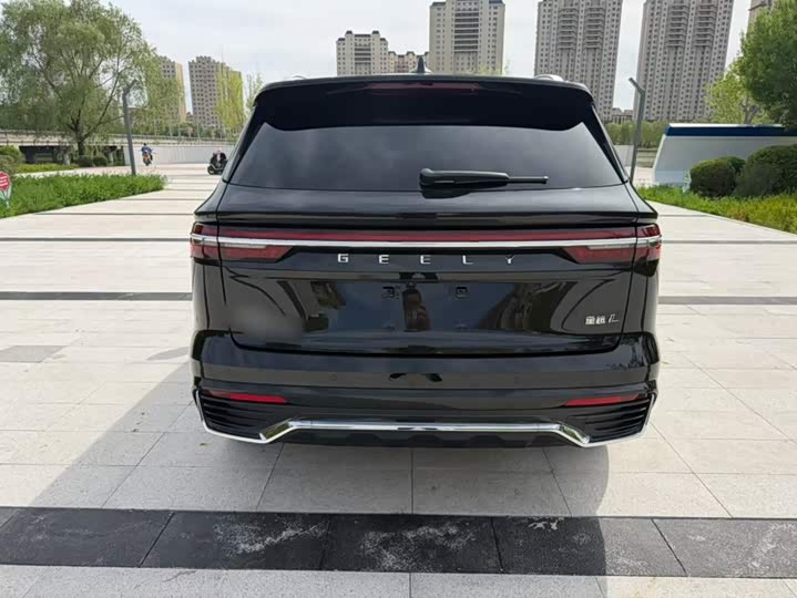Geely Monjaro, 2023 — фото 6 из 9