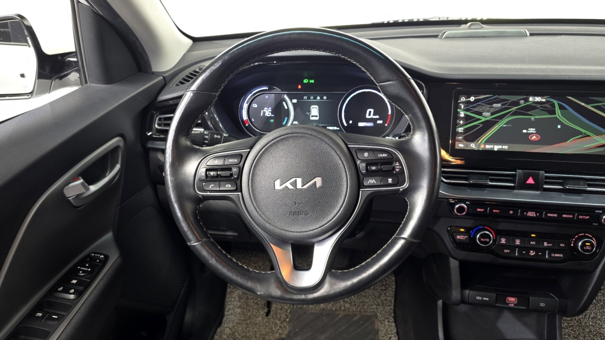 Kia Niro, 2022 — фото 12 из 12