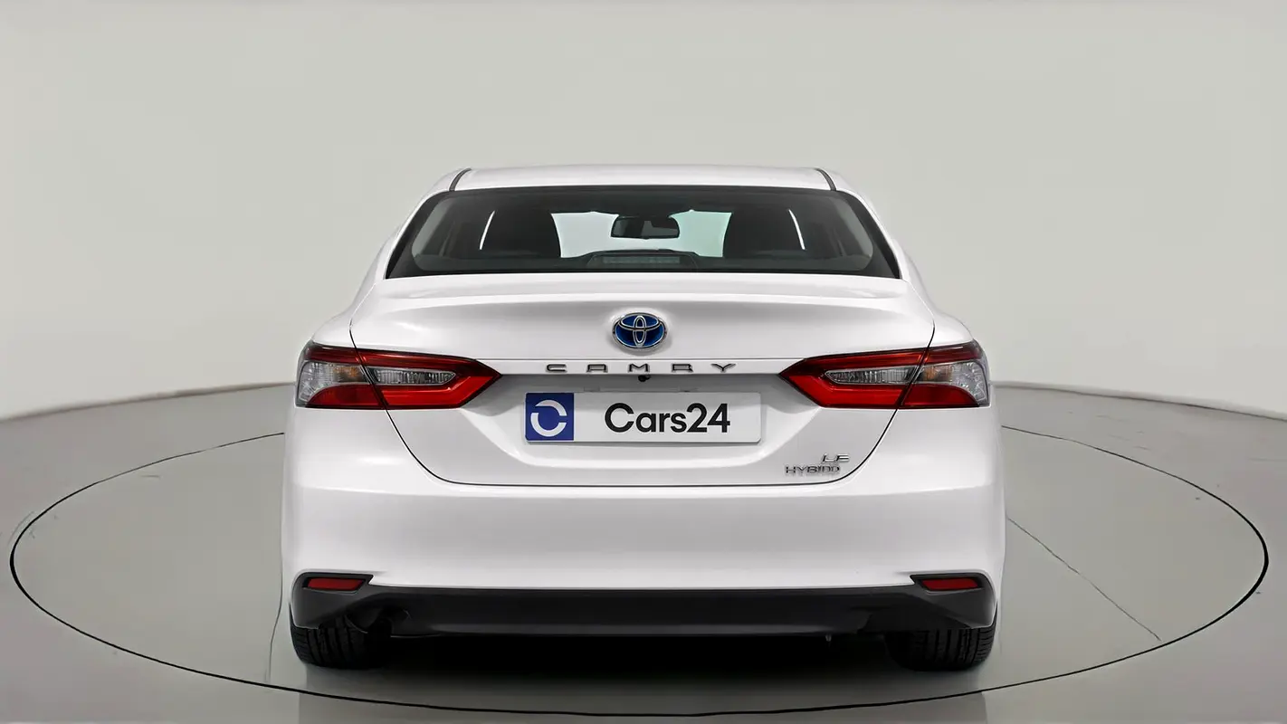 Toyota Camry, 2024 — фото 4 из 10