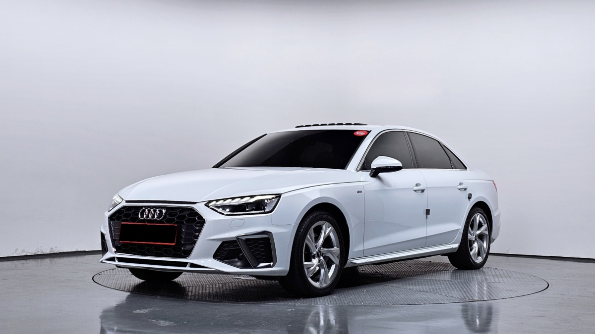 Audi A4, 2022 — купить в Иванове под ключ