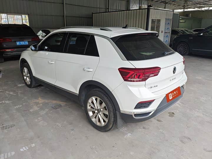 Volkswagen T-Roc, 2022 — фото 3 из 9