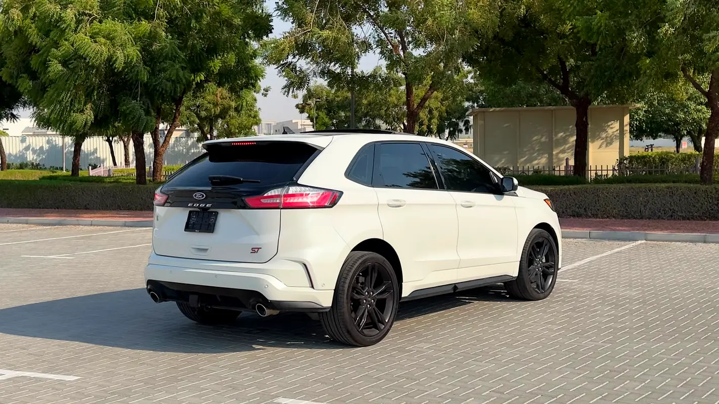 Ford Edge, 2022 — фото 7 из 10