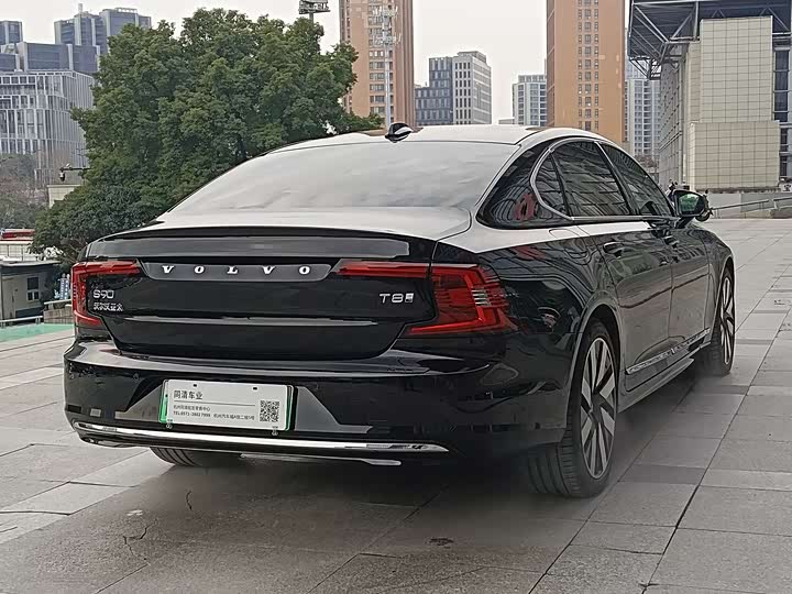 Volvo S90 Hybrid, 2024 — фото 8 из 9