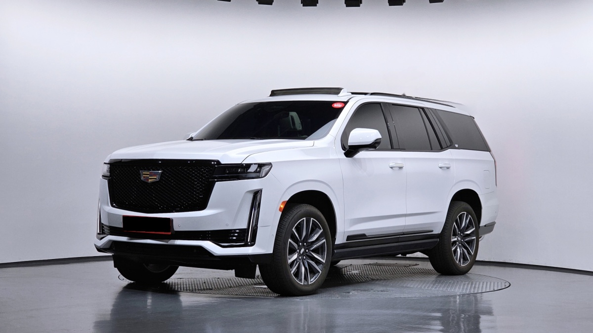 Cadillac Escalade, 2023 — купить в Санкт-Петербурге под ключ