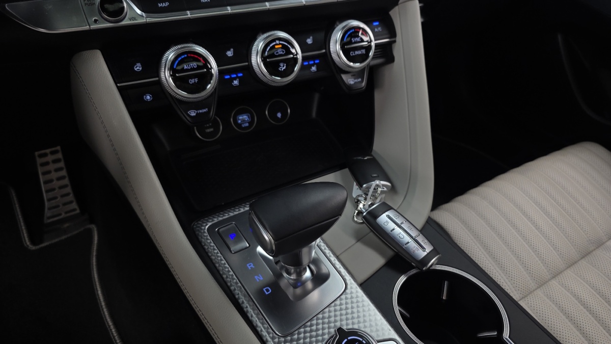 Genesis G70, 2022 — фото 8 из 12