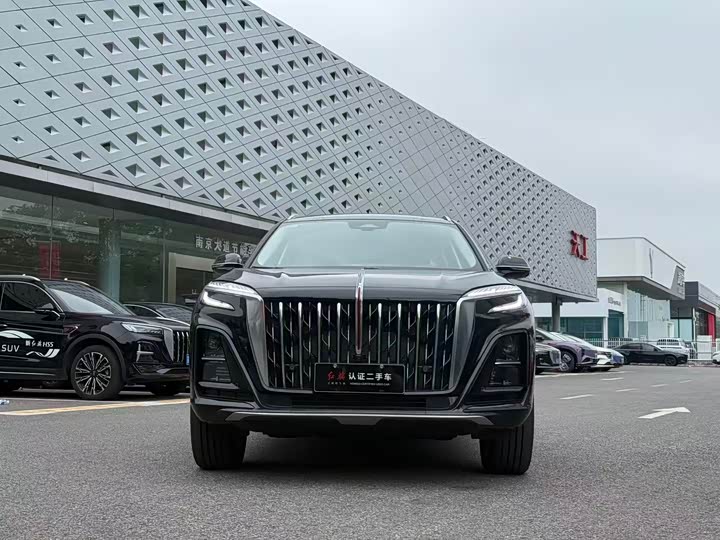 Hongqi HS3 Hybrid, 2026 — фото 2 из 9