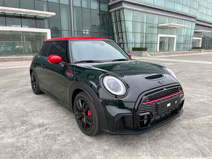Mini Mini JCW, 2022 — фото 3 из 9