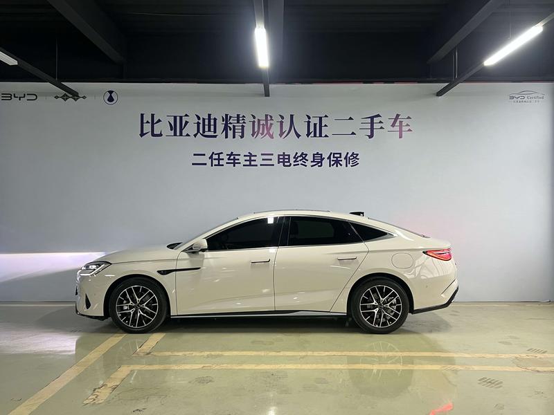 BYD Seal 07 DM-i Hybrid, 2025 — фото 3 из 12