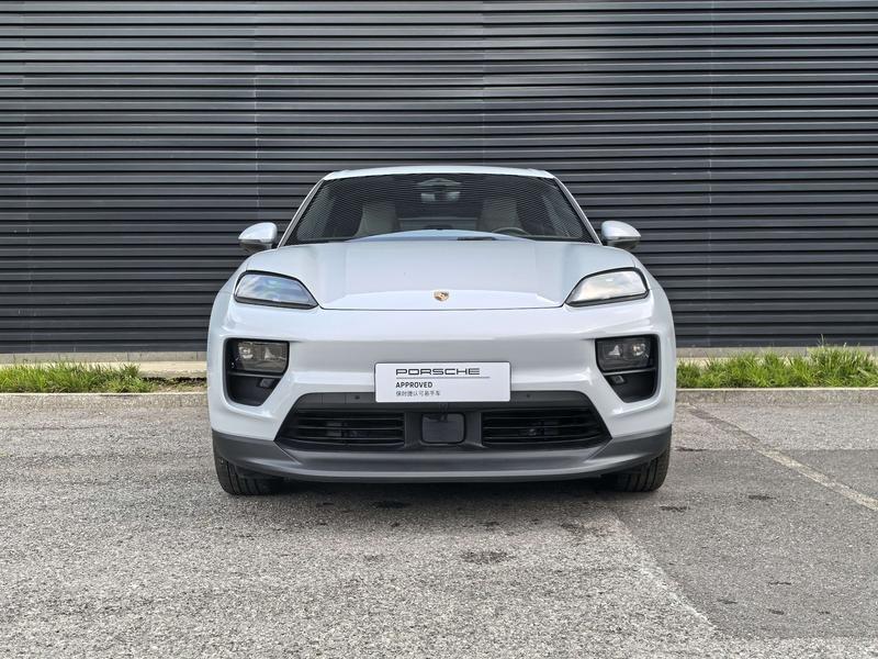 Porsche Macan EV, 2024 — фото 2 из 12
