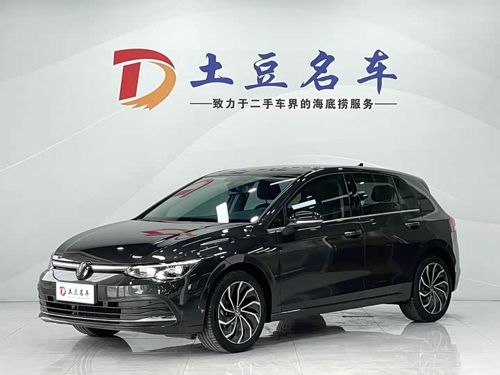 Volkswagen Golf, 2022 — купить в Санкт-Петербурге под ключ