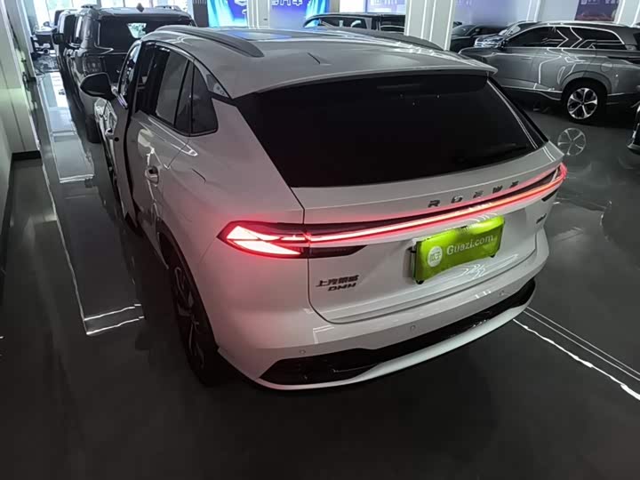 Roewe D5X DMH, 2025 — фото 5 из 9