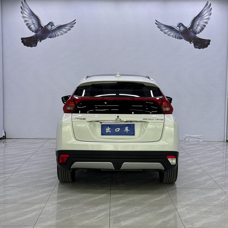 Mitsubishi Eclipse Cross, 2022 — фото 4 из 12
