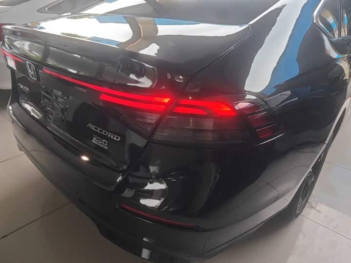 Honda Accord, 2025 — фото 8 из 9