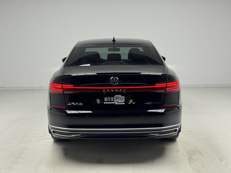 Volkswagen Passat Hybrid, 2022 — фото 6 из 12