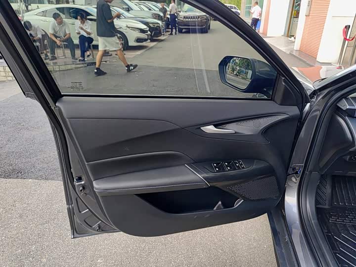 Changan Eado Plus, 2025 — фото 6 из 9