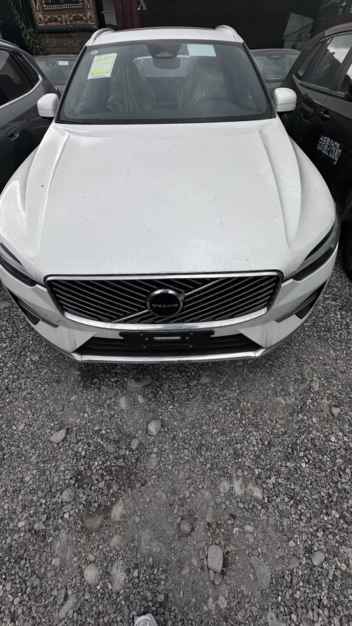 Volvo Xc60, 2025