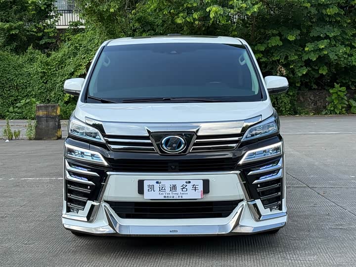 Toyota Vellfire, 2022 — купить в Санкт-Петербурге под ключ