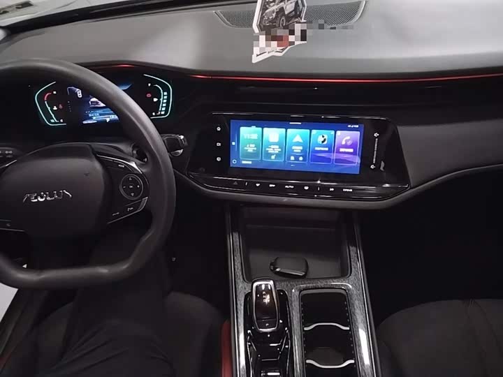 Dongfeng Aeolus Yixuan Max, 2023 — фото 6 из 9