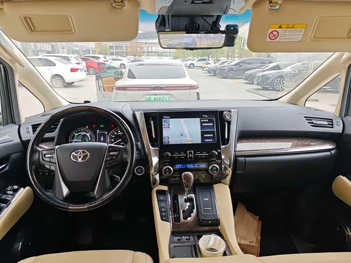 Toyota Vellfire, 2021 — фото 4 из 9