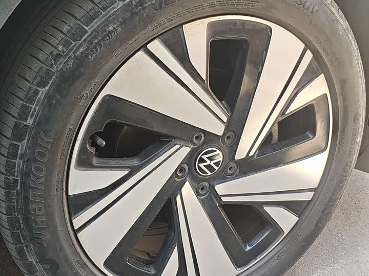 Volkswagen Tiguan L Pro, 2023 — фото 5 из 9