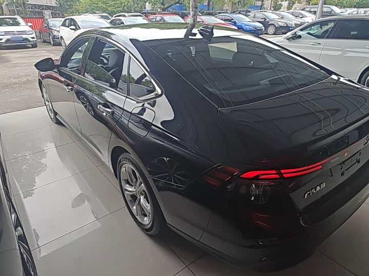 Honda Accord, 2023 — фото 5 из 9