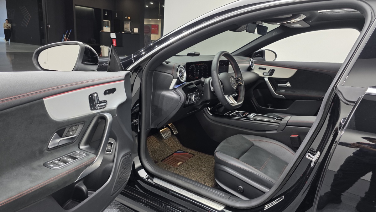 Mercedes-Benz CLA-Class, 2024 — фото 10 из 12