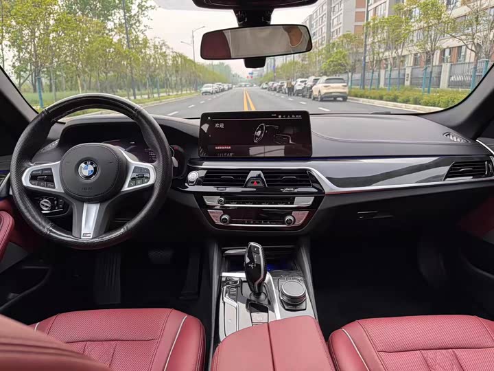 BMW 5 Series, 2022 — фото 6 из 9
