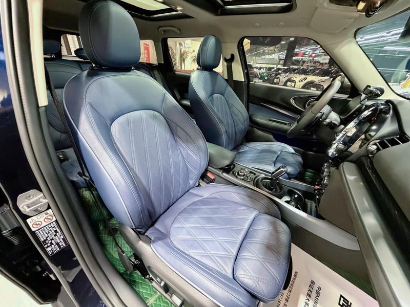 Mini Clubman, 2022 — фото 9 из 11
