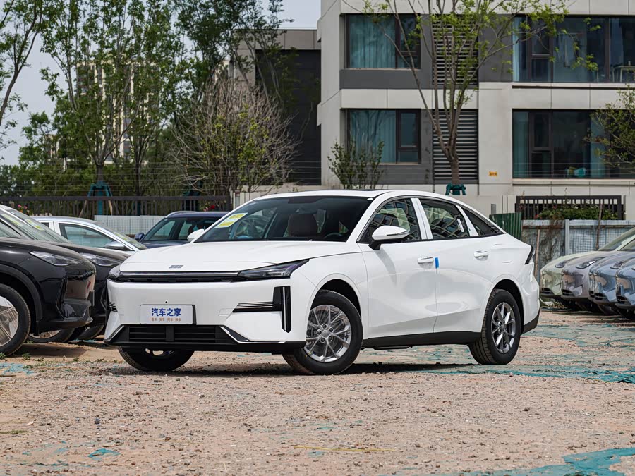 Geely Galaxy L6, 2026 — купить в Иванове под ключ