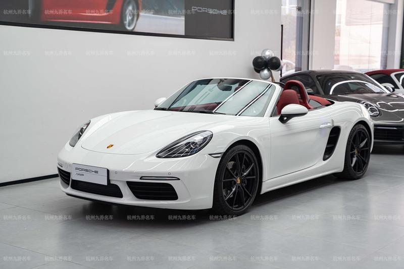 Porsche 718, 2025 — купить в Саратове под ключ