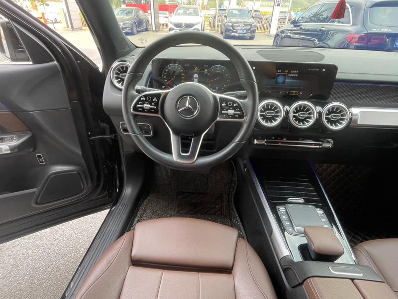 Mercedes-Benz GLB-Class, 2023 — фото 11 из 12