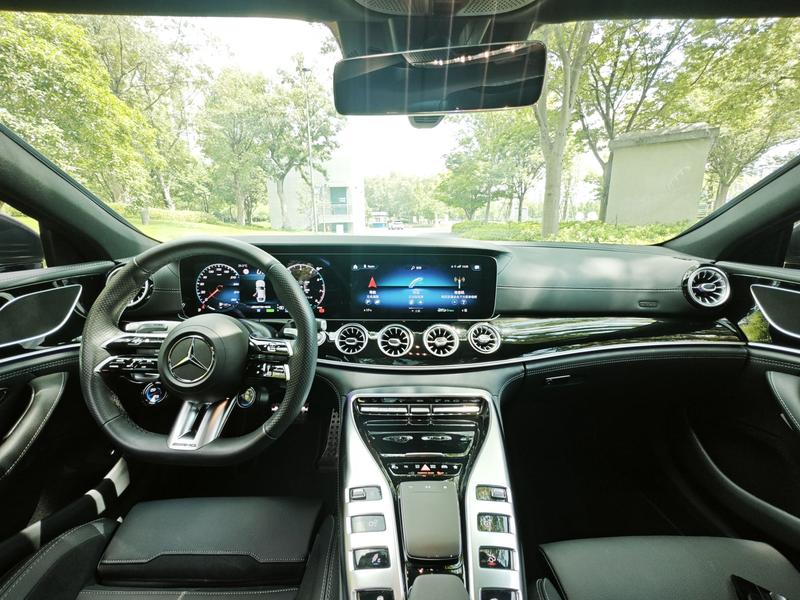 Mercedes-Benz AMG GT, 2023 — фото 7 из 12