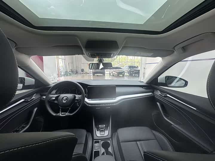 Skoda Octavia Pro, 2023 — фото 7 из 9