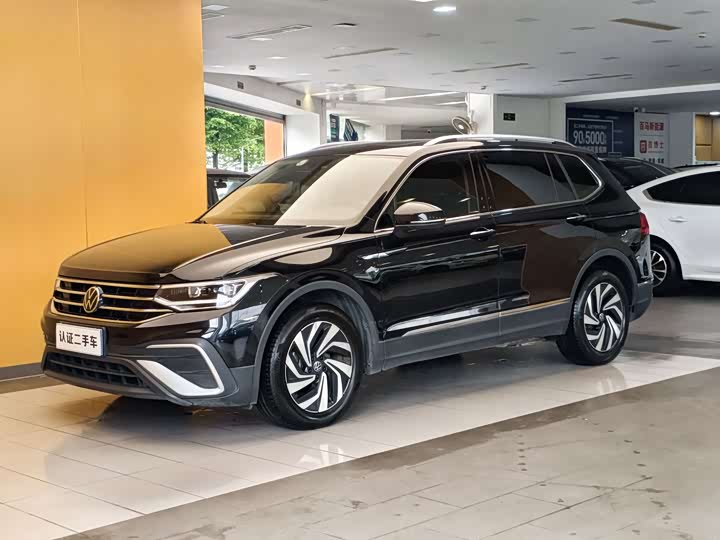 Volkswagen Tiguan L Pro, 2022 — купить в Курске под ключ