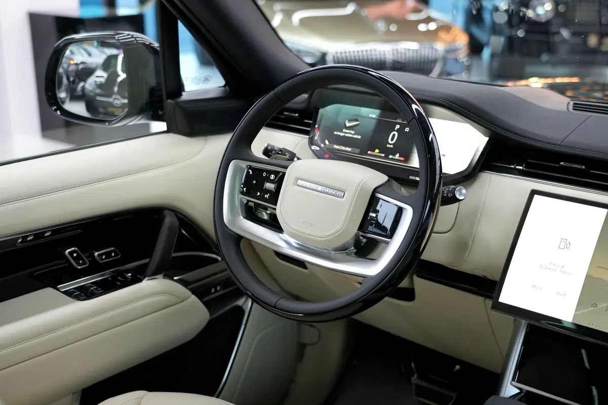 Land Rover Range Rover, 2026 — фото 9 из 10