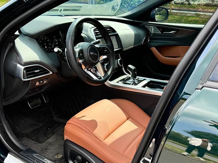Jaguar XE L, 2025 — фото 5 из 9