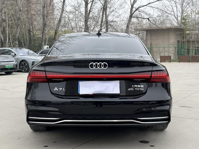 Audi A7L, 2023 — фото 6 из 12