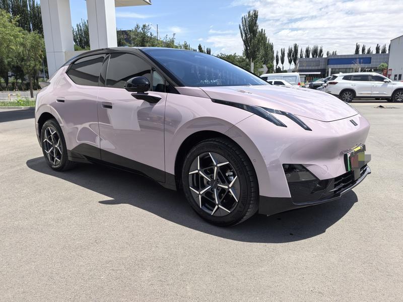 Lynk & Co Z20, 2025 — фото 3 из 10