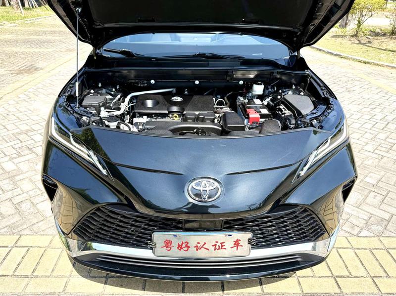Toyota Venza, 2023 — фото 10 из 12