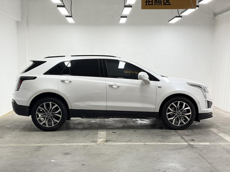 Cadillac XT5, 2022 — фото 8 из 12