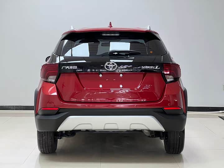Toyota Yaris L Hatchback, 2022 — фото 5 из 9