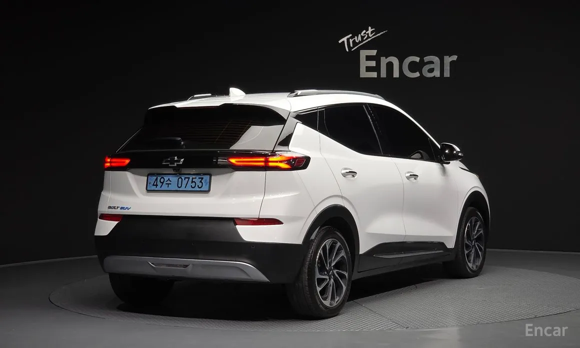Chevrolet Bolt EUV, 2023 — фото 2 из 12
