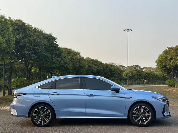 Chery Arrizo 8, 2023 — фото 7 из 9