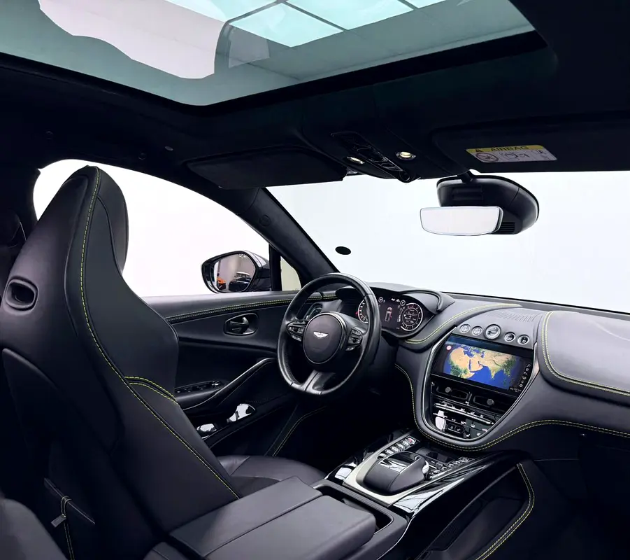 Aston Martin DBX, 2022 — фото 10 из 10