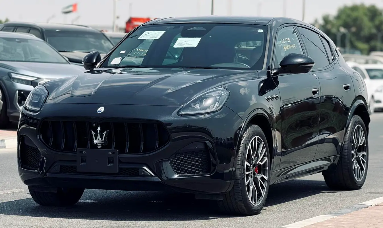 Maserati Grecale, 2023 — фото 3 из 10