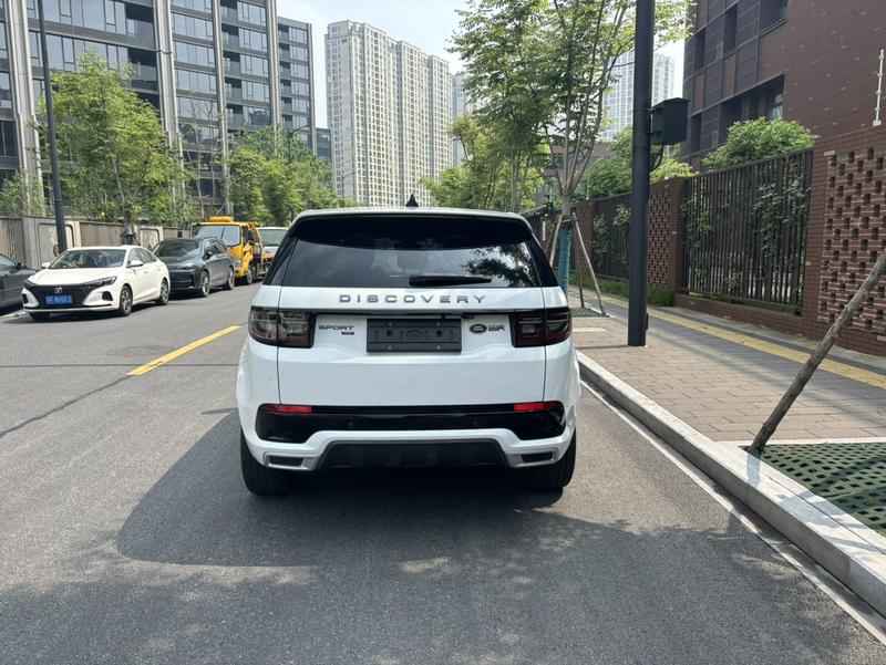 Land Rover Discovery Sport, 2023 — фото 6 из 12