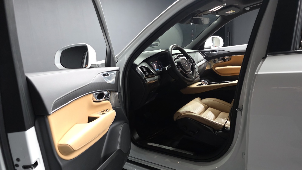Volvo XC90, 2023 — фото 9 из 12