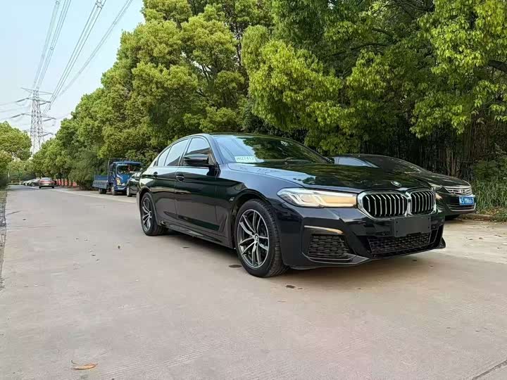 BMW 5 Series, 2023 — фото 3 из 9