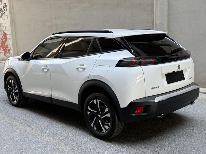 Peugeot 2008, 2025 — фото 4 из 12