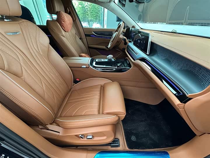 Hongqi H9, 2025 — фото 9 из 9